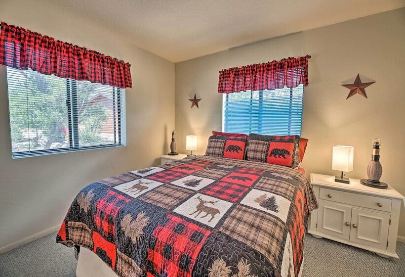 High Country Hideaway W/ Fire Pits & Grill!