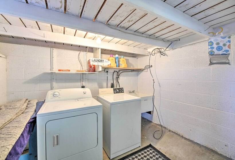 High Country Hideaway W/ Fire Pits & Grill!