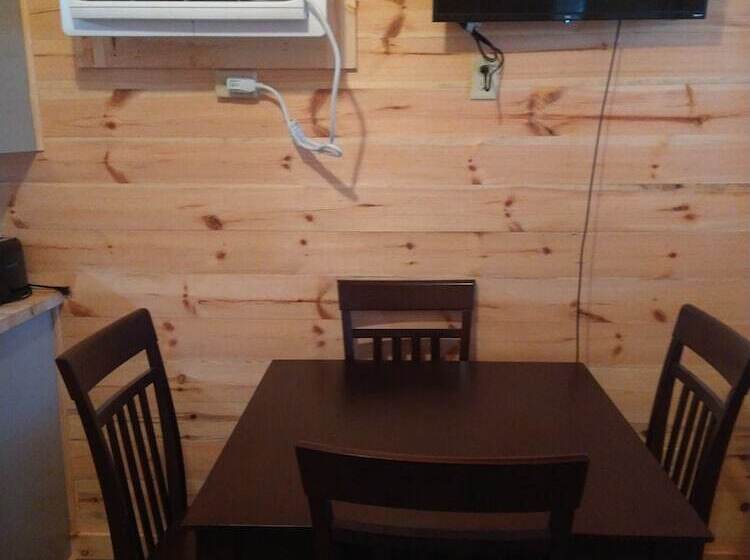 Hiles Pine Lake Campground