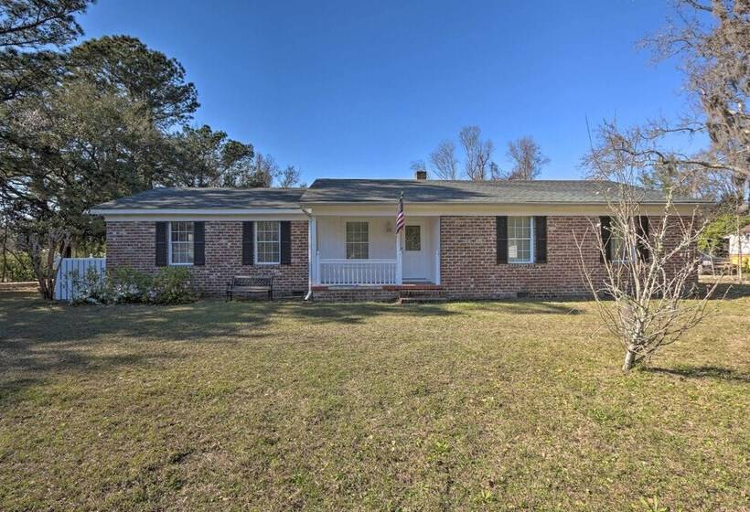 Hilton Head Waterfront Golf Getaway: Pet Friendly!