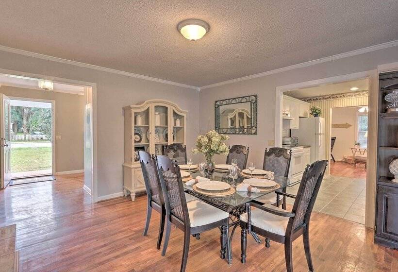 Hilton Head Waterfront Golf Getaway: Pet Friendly!