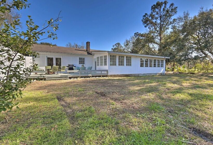 Hilton Head Waterfront Golf Getaway: Pet Friendly!