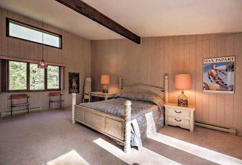 Home W/ Sauna   Close To Pico & Killington Mtns!