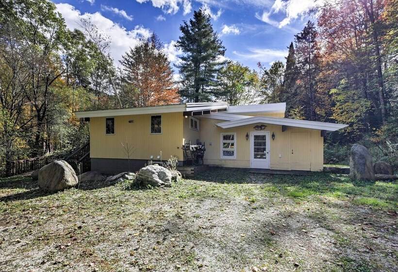 Home W/ Sauna   Close To Pico & Killington Mtns!