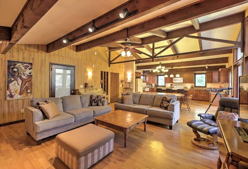 Home W/ Sauna   Close To Pico & Killington Mtns!