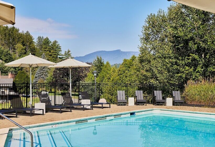 مسافرخانه Awol Stowe