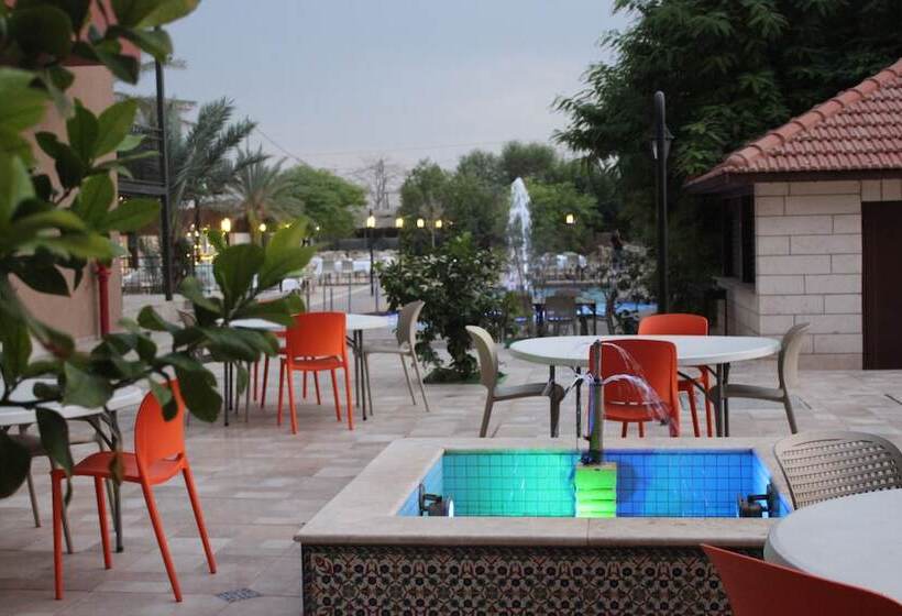 هتل Al Baiara Resort