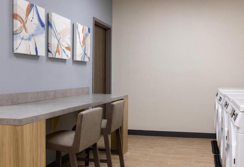 酒店 Candlewood Suites Mcpherson, An Ihg