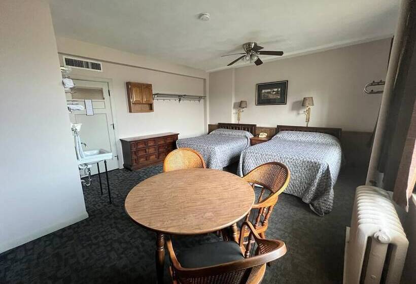 בית מלון כפרי Canfield