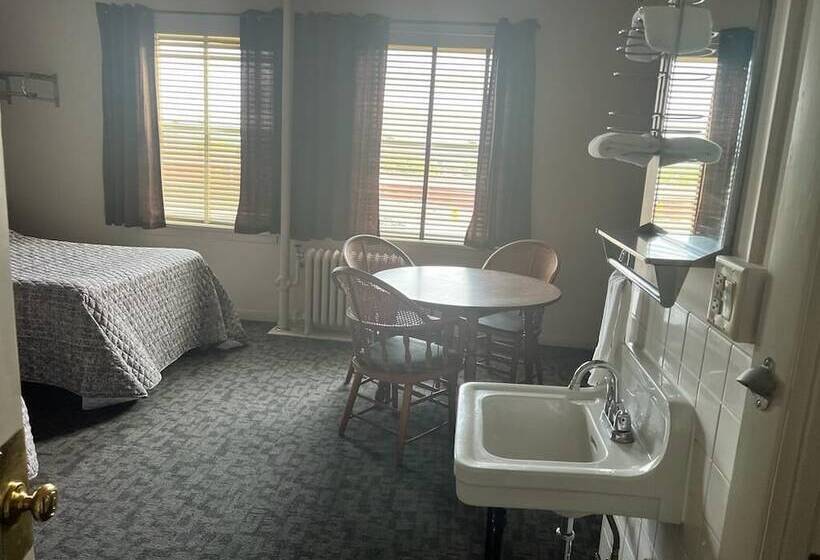 בית מלון כפרי Canfield