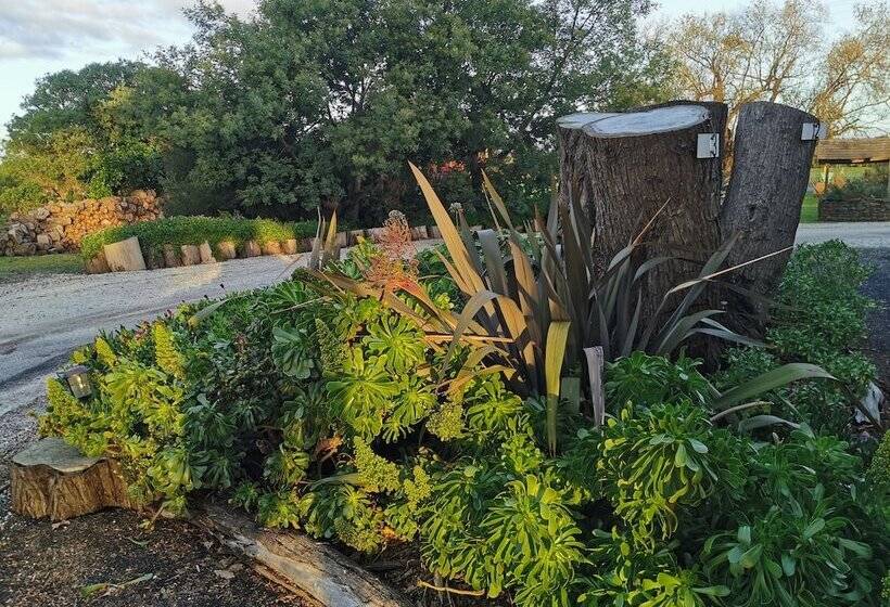 בית מלון כפרי Colac Otway Caravan & Cabin Park