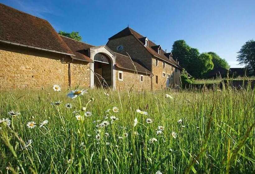 فندق Domaine De Bersaillin