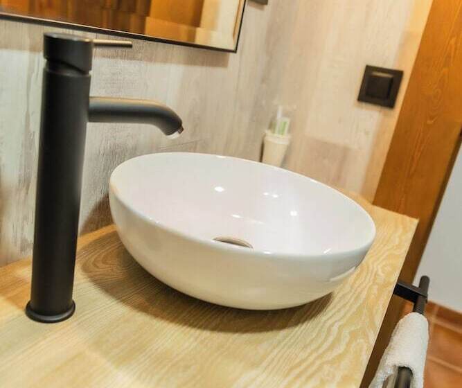 בית מלון כפרי Hostal El Bomba