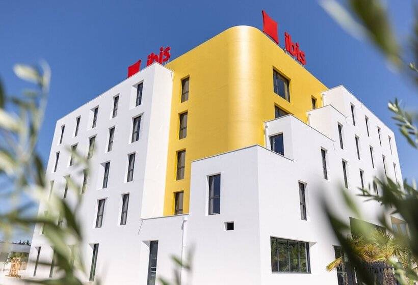 هتل Ibis Marseille Marignane Technopole
