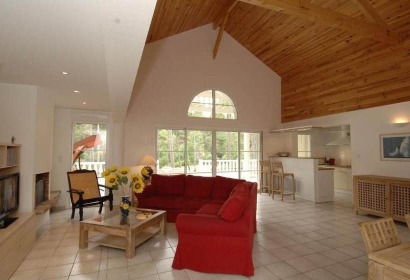 בית מלון כפרי Lagrange Vacances   Atlantic Green