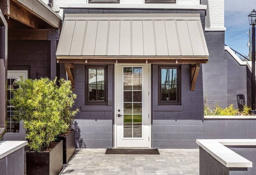 فندق Lily Hall A Boutique