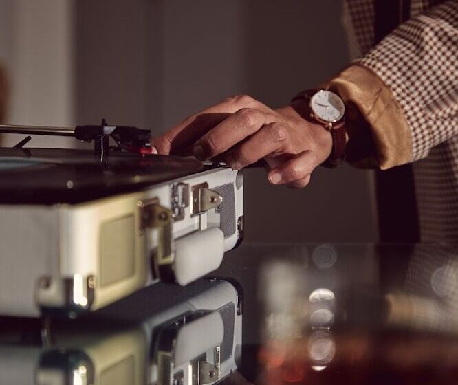 فندق Lily Hall A Boutique