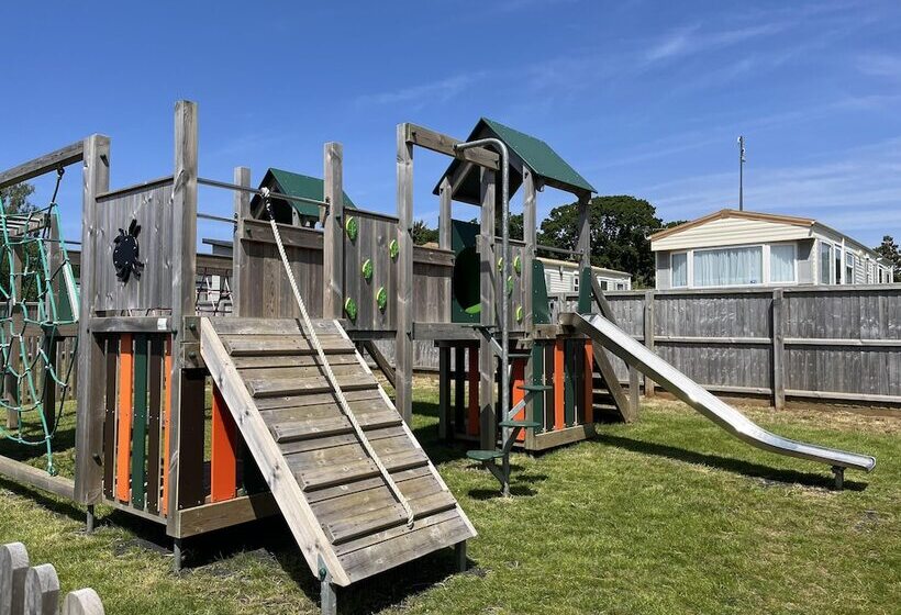 酒店 St Helens   Lodge   Sleeps 4   Pets Allowed   Pool