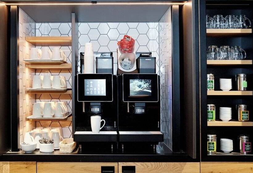 هتل Moxy Vienna City East