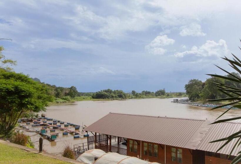 בית מלון כפרי Namsai Resort Kanchanaburi