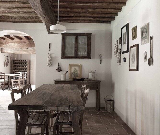 בית מלון כפרי Pieve Aldina Relais & Châteaux