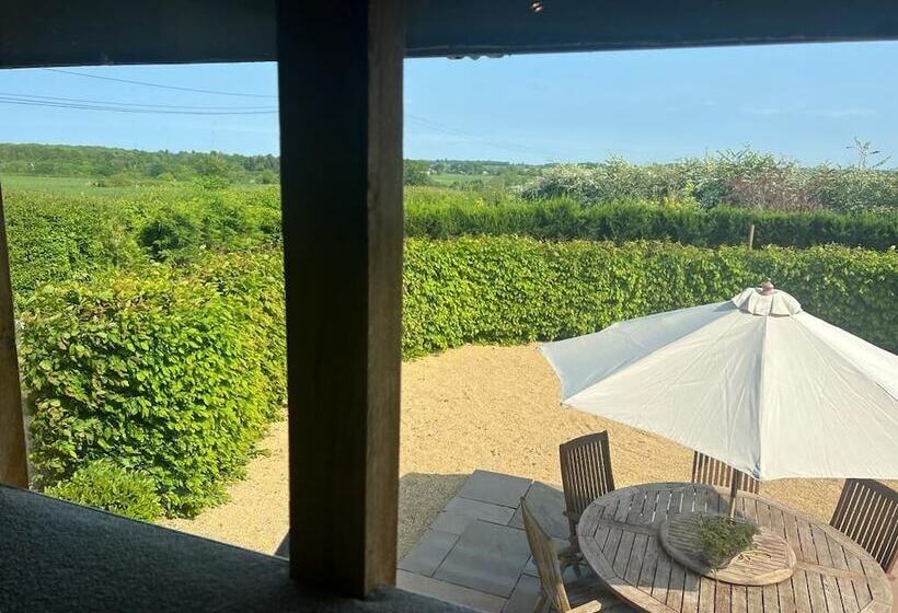 בית מלון כפרי The Hen House