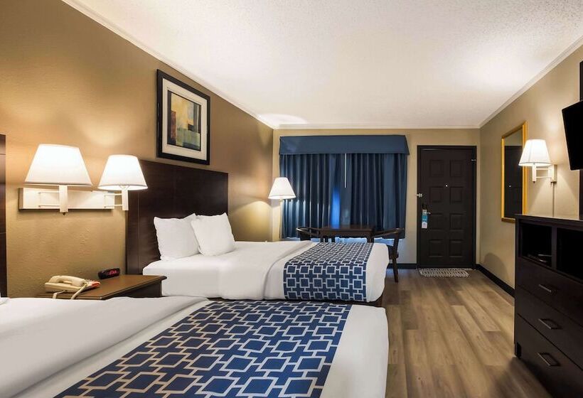 فندق Suburban Studios Millville