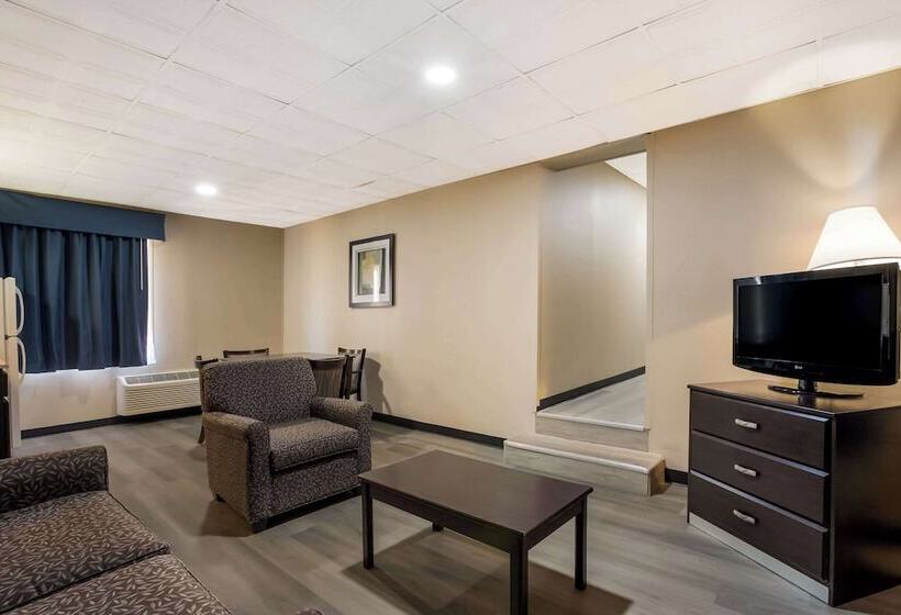 فندق Suburban Studios Millville