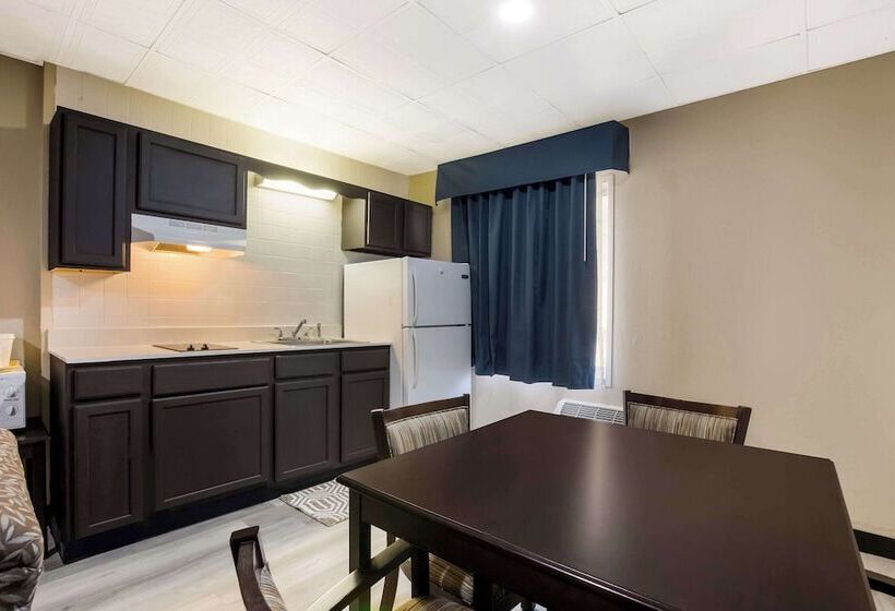 فندق Suburban Studios Millville