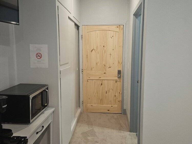 호텔 The Black Forest Lodge