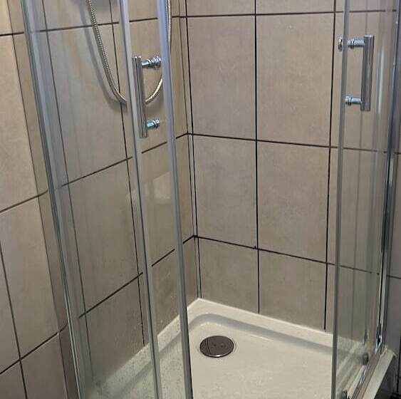 호텔 The Lodge Oldham