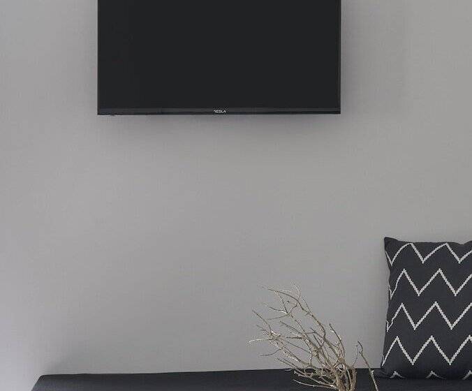 בית מלון כפרי The Thermia Suites