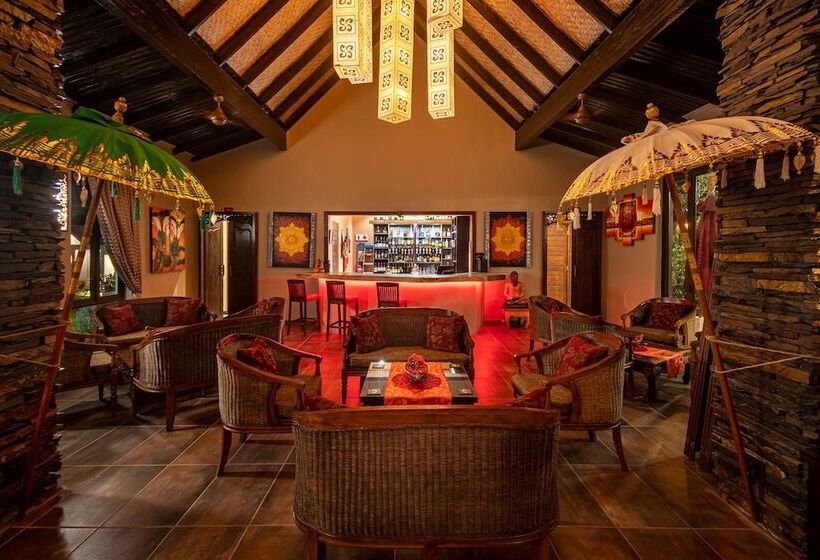 Отель The Zarafa