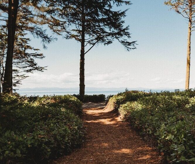 فندق Woodland Bluff