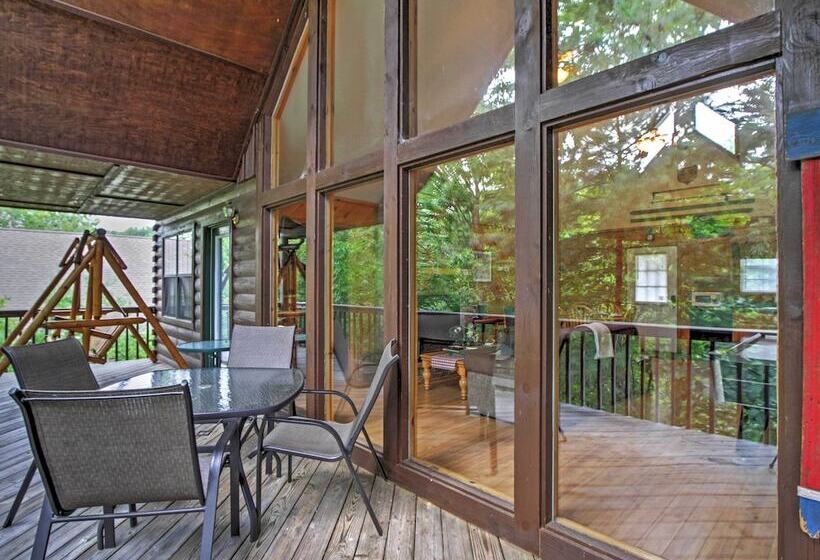 Idyllic Cabin W/ Hot Tub < 2 Mi To Dollywood!