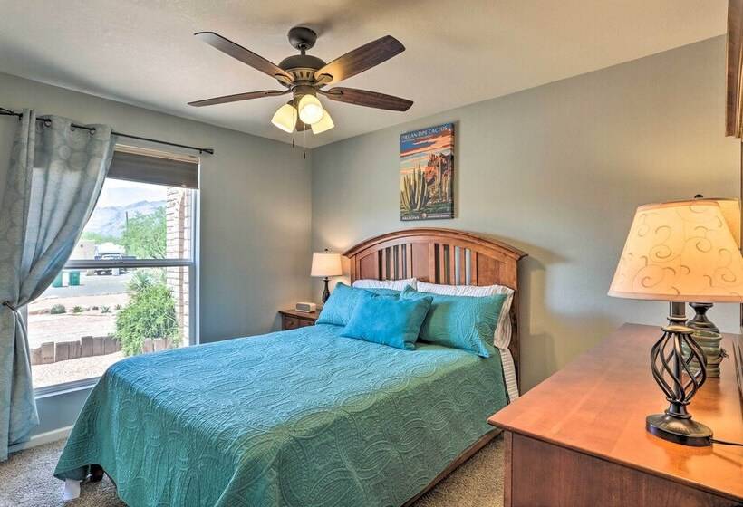 Tucson Retreat W/ Pool ~ Base Of The Catalinas!