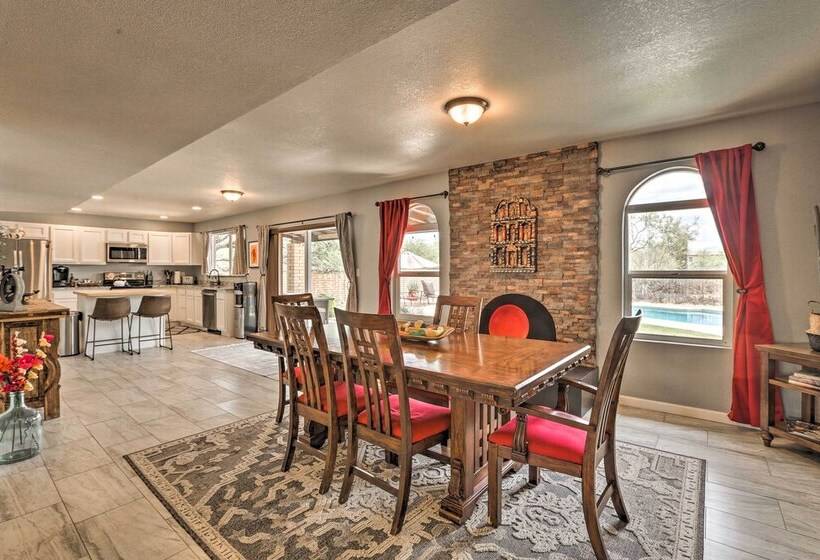 Tucson Retreat W/ Pool ~ Base Of The Catalinas!