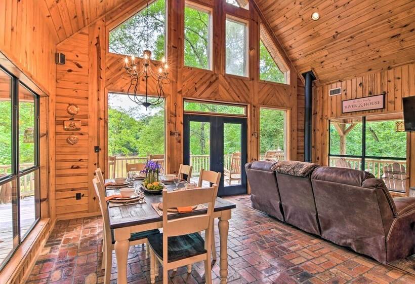 Riverfront Cabin W/ Outdoor Oasis In Seminary!