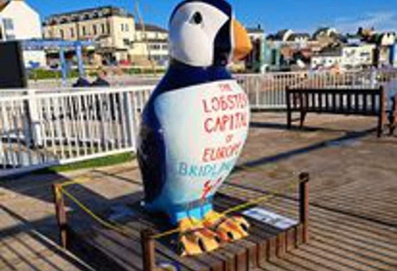 Immaculate 2 Bed Cottage   Free Wifi