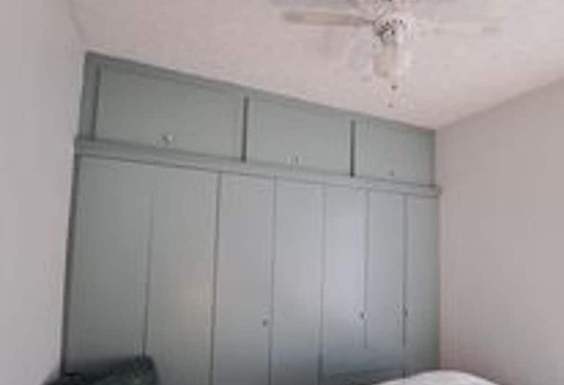 Immaculate 2 Bed Cottage   Free Wifi