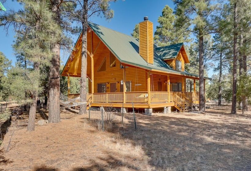 Dog Friendly Nutrioso Cabin W/ Wraparound Porch!