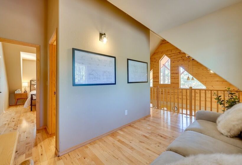 Dog Friendly Nutrioso Cabin W/ Wraparound Porch!