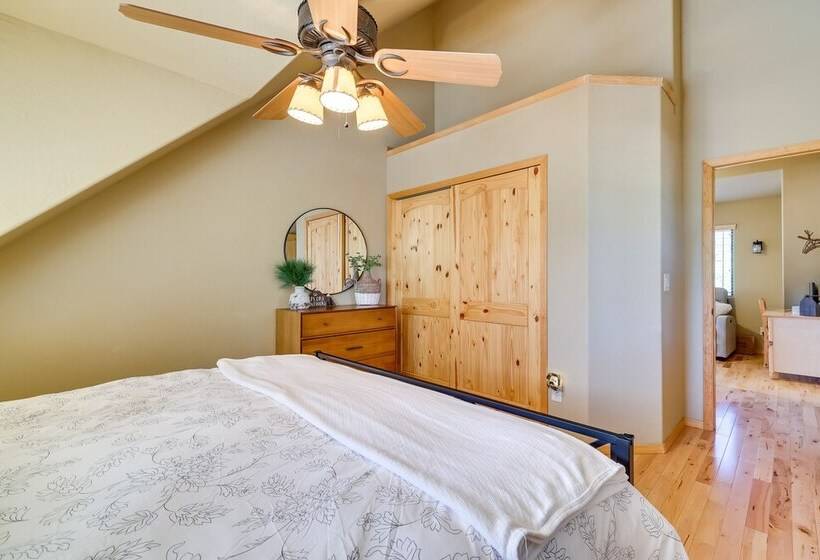 Dog Friendly Nutrioso Cabin W/ Wraparound Porch!