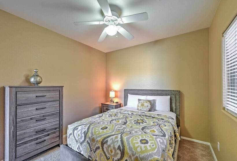 Inviting Surprise Home W/ Private Pool, Near Golf!