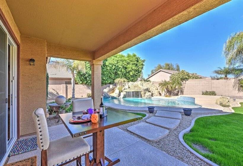 Inviting Surprise Home W/ Private Pool, Near Golf!