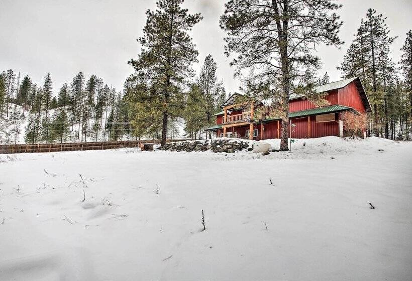Kettle Falls Home W/ River Valley Mtn Views!
