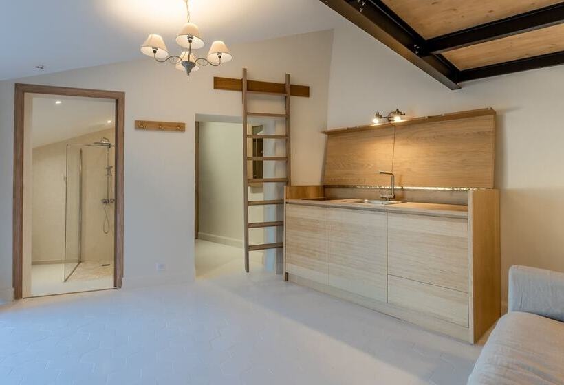 La Maison De Beaumont