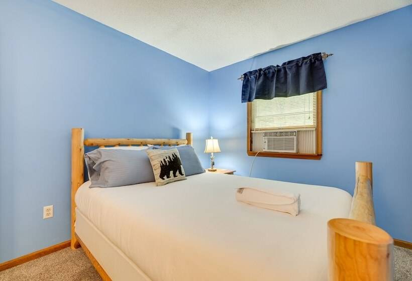 Swim, Hike & Unwind: Resort Cabin In Lake Ariel!