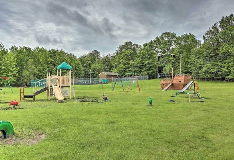 Swim, Hike & Unwind: Resort Cabin In Lake Ariel!