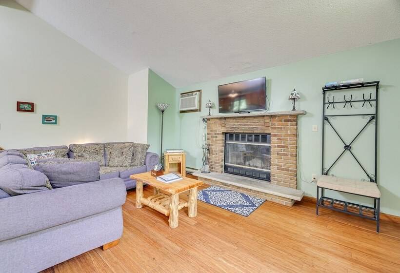 Swim, Hike & Unwind: Resort Cabin In Lake Ariel!